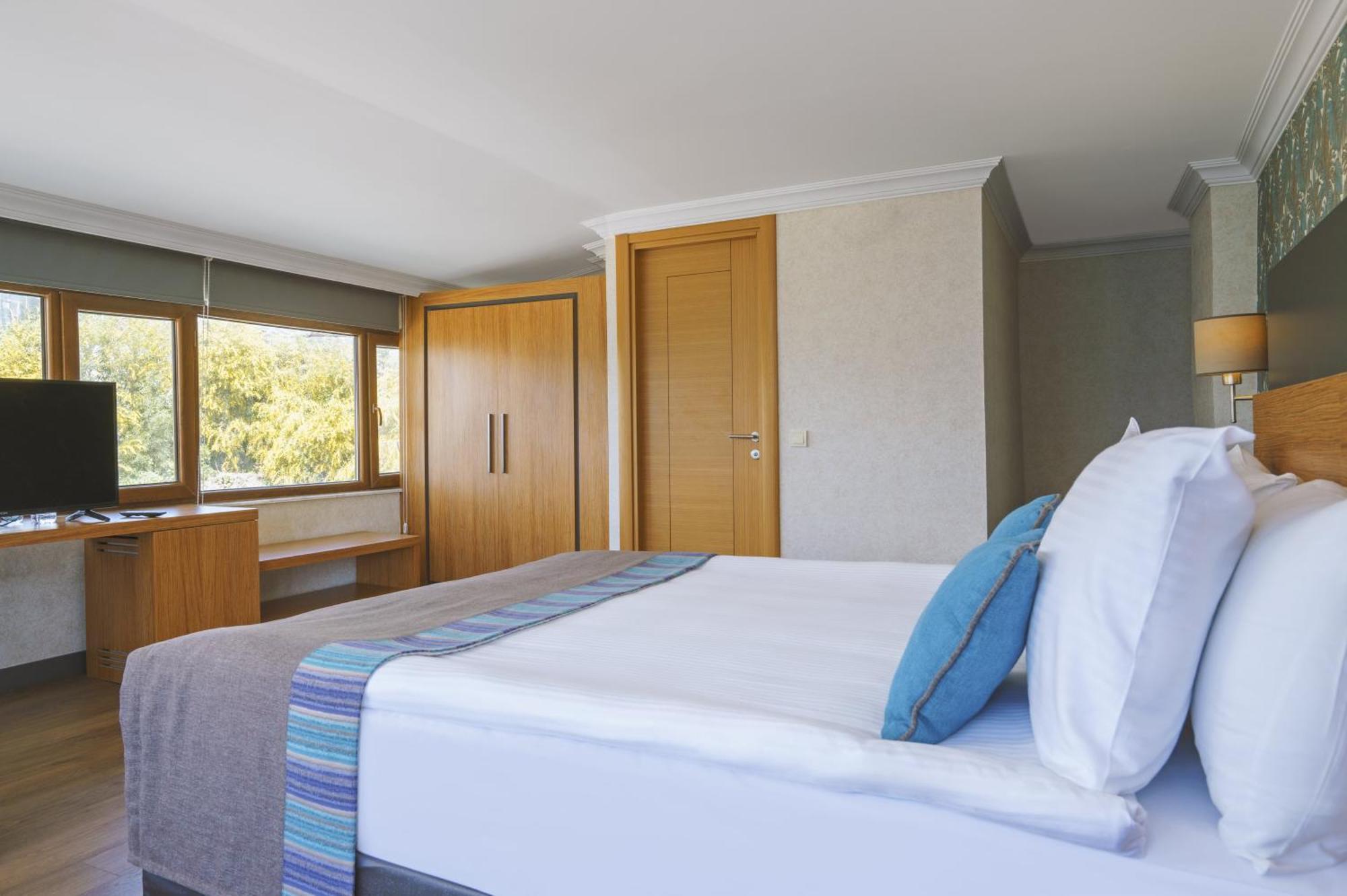 Qinn Otel